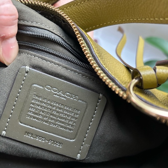 Coach Handbag - Picture 3 of 4